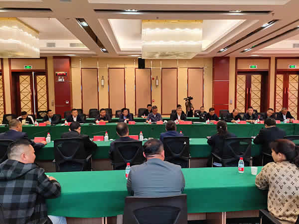 新聞=公司在新疆察布查爾縣投資項(xiàng)目簽訂儀式02.jpg